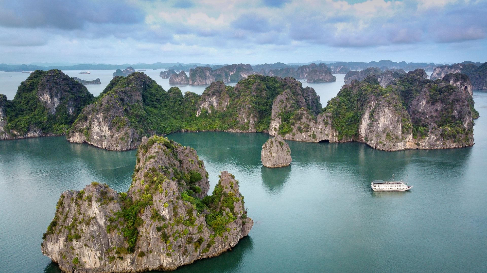 Circuit INDOCHINA: Vietnam Cambodgia Laos si Thailanda 17 Noiembrie – 5 Decembrie 2026