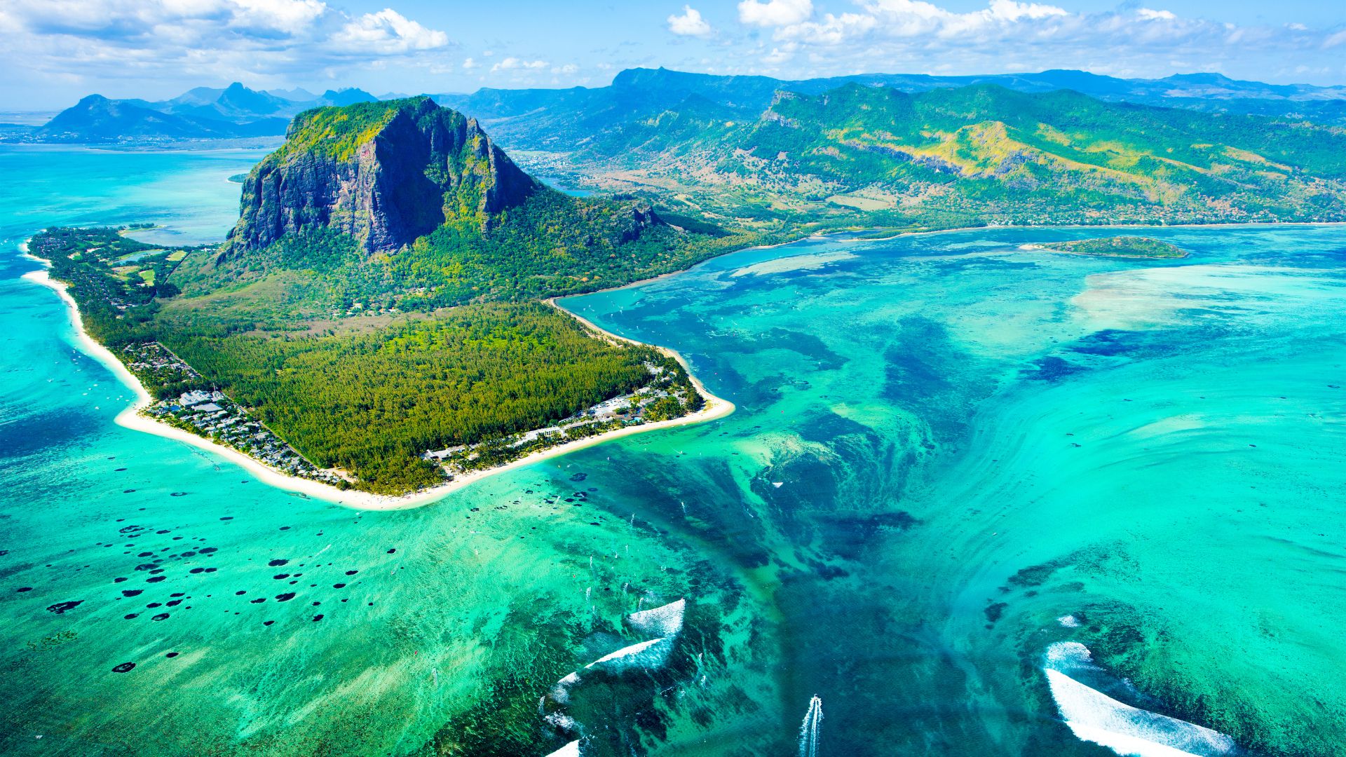 Sejur Mauritius cu insotitor de grup Sejur MAURITIUS : Simte pulsul insulei 23 Octombrie - 02 Noiembrie 2026